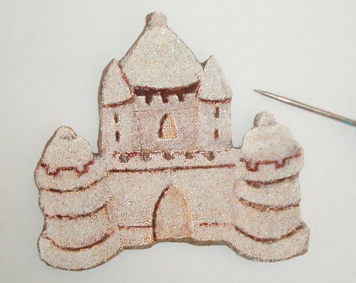 sandcastle clock using real sand