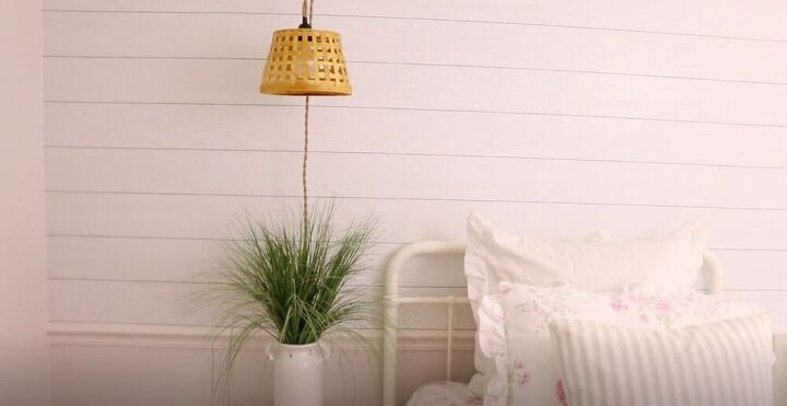 12 ideas geniales para la iluminacin de interiores y exteriores, Crea tu propia l mpara colgante de granja a partir de una simple cesta