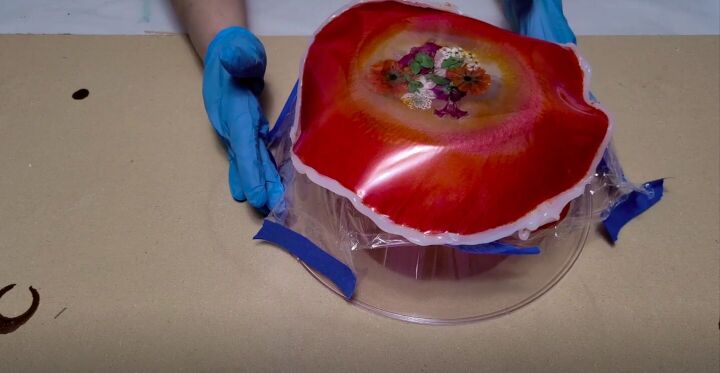 learn how to create a bowl made entirely of resin, Form the Bowl