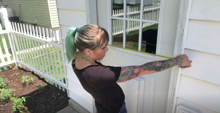 create a cheap diy pergola with an old bunk bed ladder, Measure