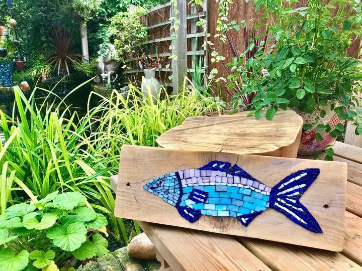 how to create a piece of art from a plank of wood and some glass tiles, Mosaic fish on wood