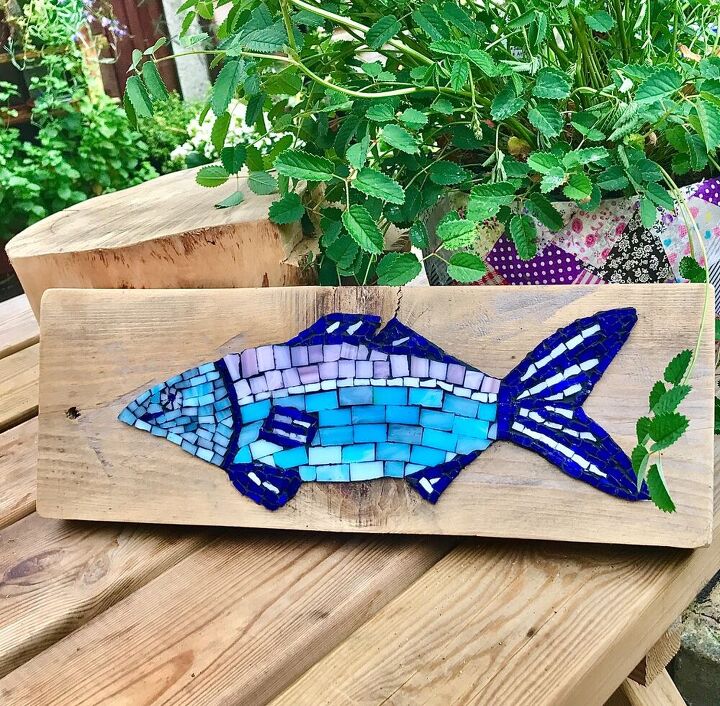cmo crear una obra de arte a partir de un tabln de madera y unos azulejos de vidrio, Mosaico Billy The Fish