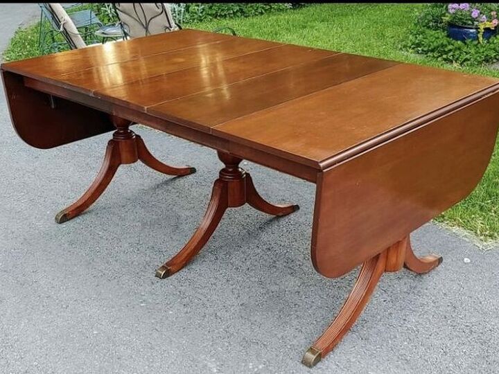 q how to restain a duncan phyfe table