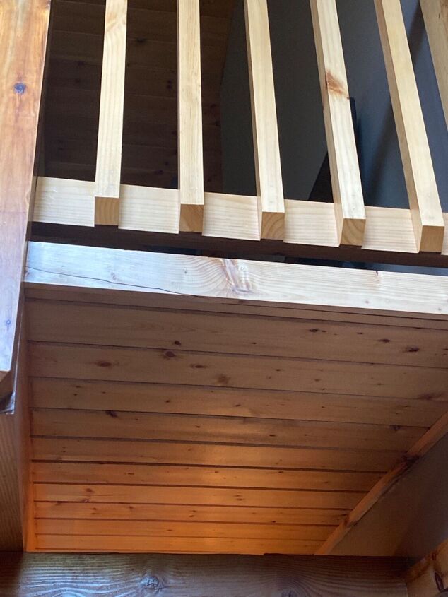 q sawdust coming from log home ceiling