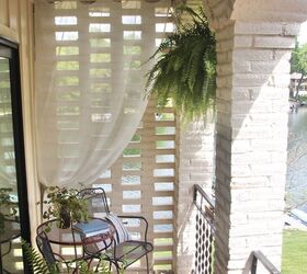 how to hang outdoor sheer curtains and they stay put in the wind