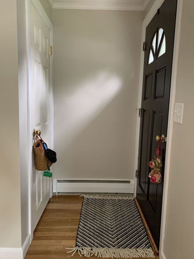 beadboard entryway wall