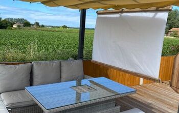 📽 Outdoor Projector Screen