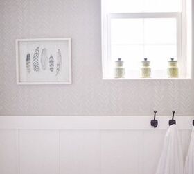 14 ways to get a gorgeous bathroom in only three hours, Fake the look of wallpaper with a white Sharpie