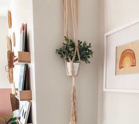 how to hang a picture the right way