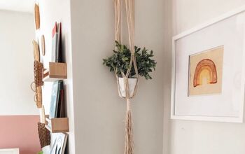 How to Hang A Picture The Right Way