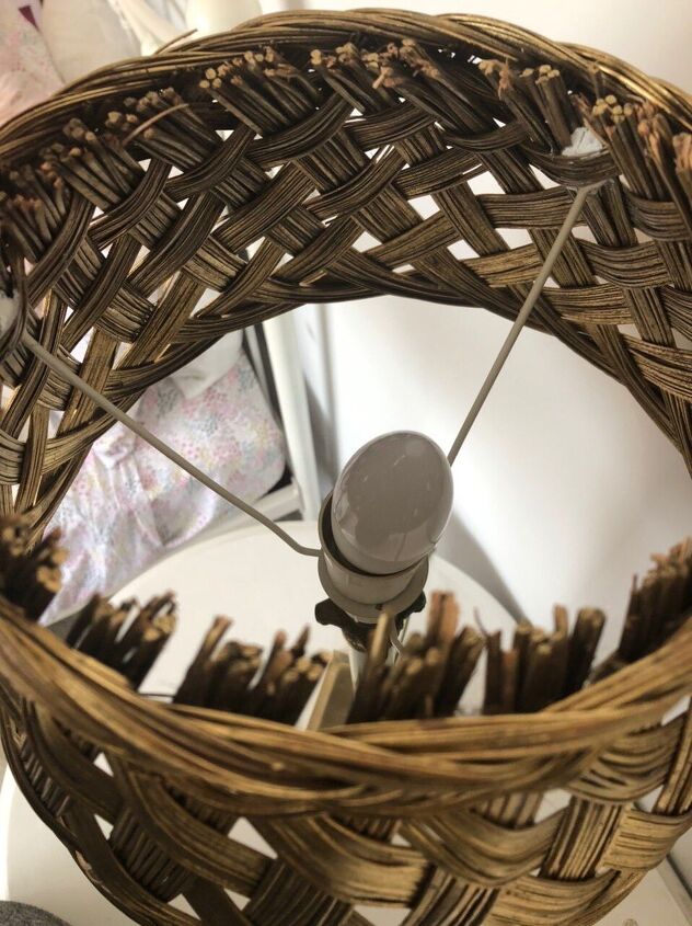 wicker basket lamp shade, Gluing the support to the basket
