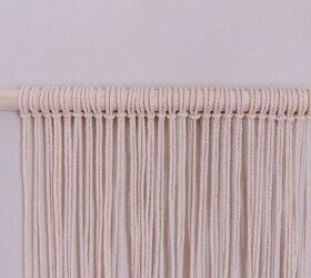 easy cheerful macrame wall hanging with naturally dyed rope