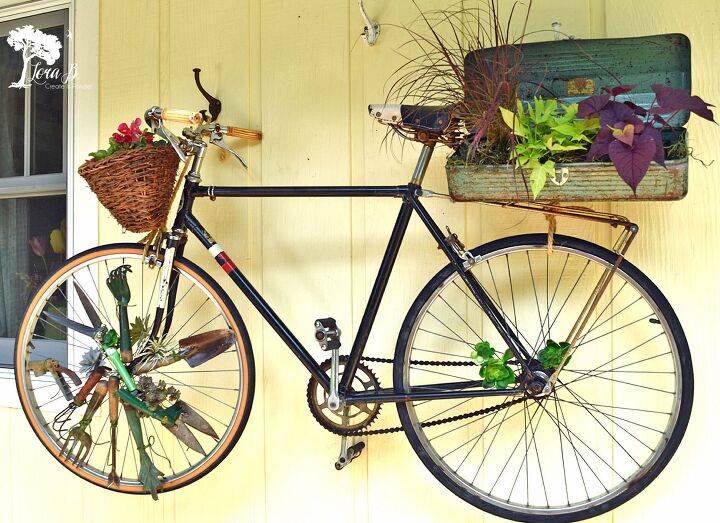 s 12 razones por las que no deberias tirar esa vieja bicicleta, Arte de jard n en bicicleta
