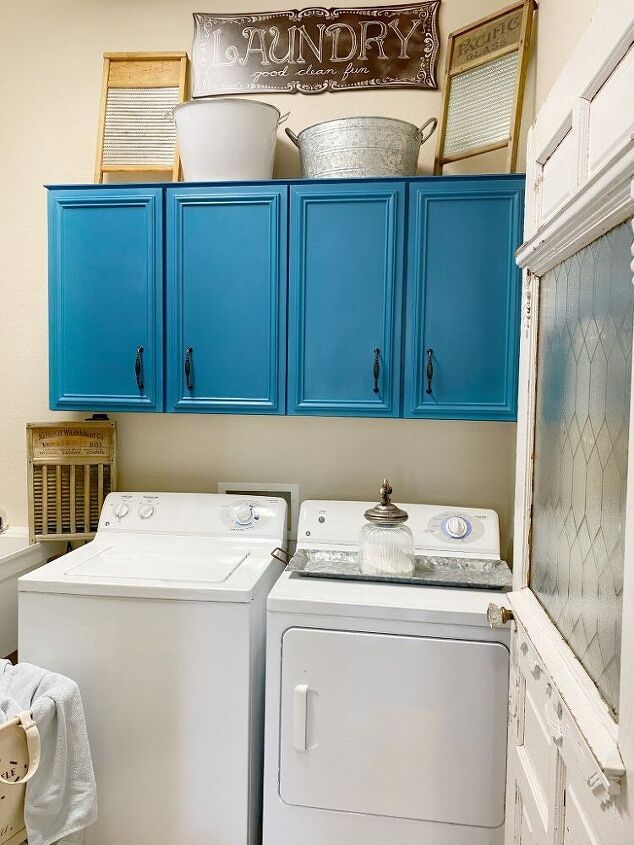 add color to your laundry room for a quick and easy makeover