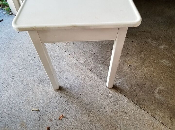 how do i remove spray paint from porcelain table top