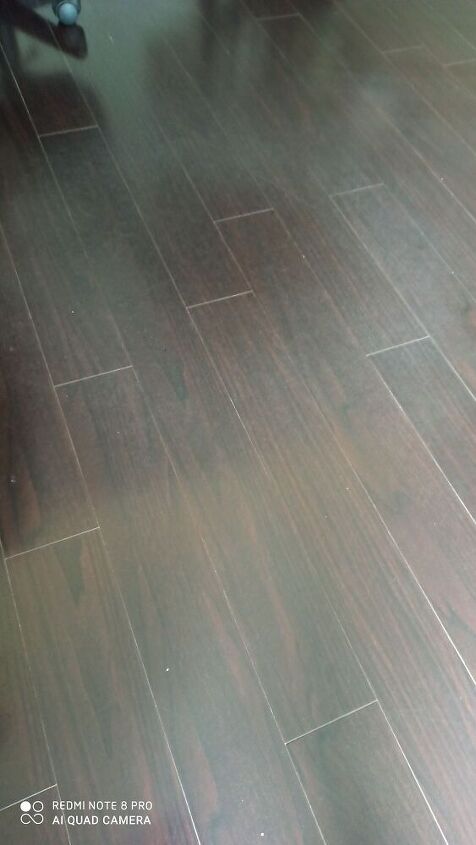 cleaning laminate which has some white patch
