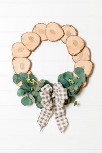 diy wood slice wreath