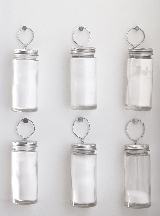 10 clever ways diyers organize their spices, Simple Spice Storage