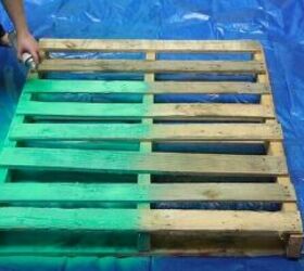 create a pool storage pallet for pennies on the dollar, Paint the Pallet