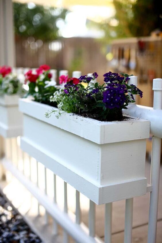 how to build a diy flower planter box