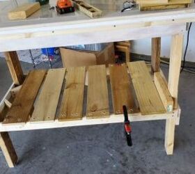 potting table using a lot of scraps