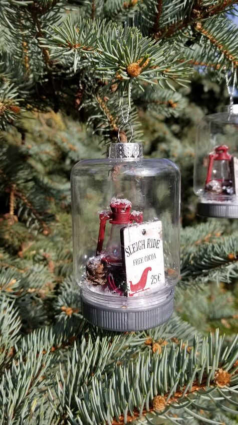 12 adornos navideos creativos que puedes hacer con poco presupuesto, Adornos en tarros de cristal de la tienda del d lar
