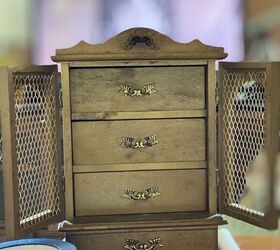 thrift store jewelry box restore with rust oleum pearl metallic paint