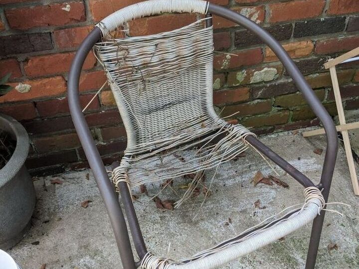 q outdoor chair what to do