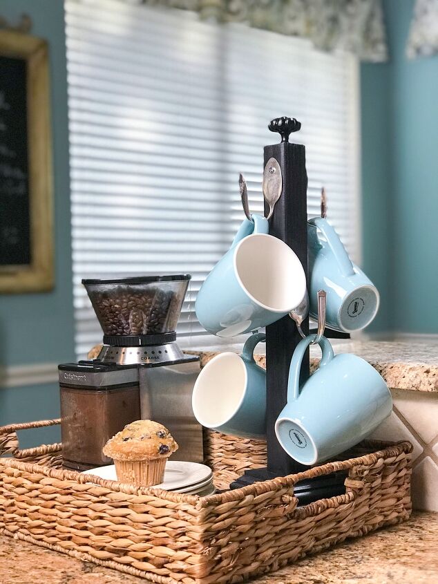 18 formas inteligentes de reciclar tu vajilla y cubertera vieja, Porta tazas de caf de estilo rural DIY
