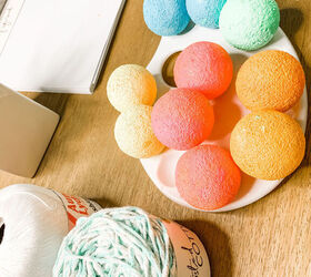 You have another week to paint styrofoam balls and copy this cute