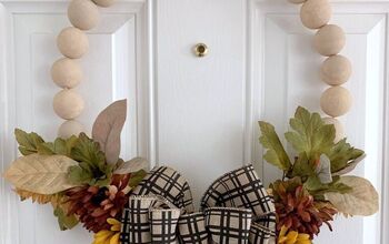 Painted Ping Pong Balls Wreath