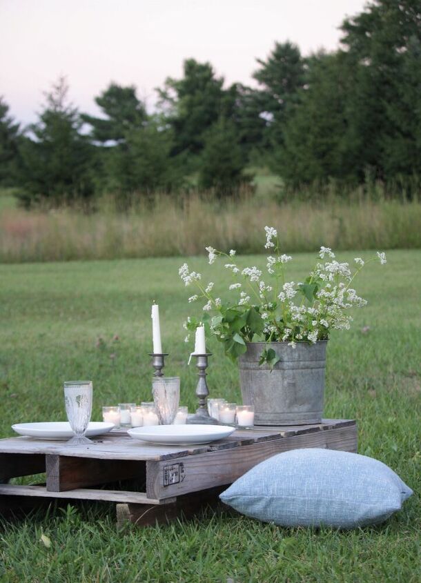 how to create a simple boho table from pallets