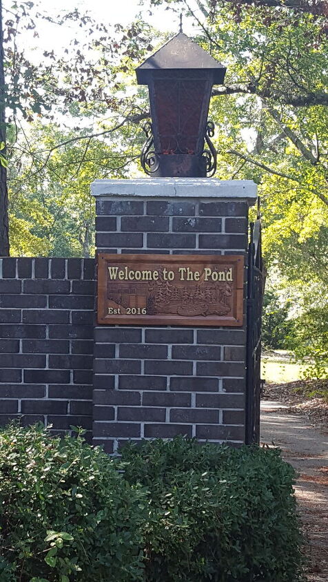 restaurar y renovar la puerta de entrada, Bienvenido a The Pond