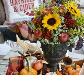 Create a Transitional or Fall Flower Arrangement With Apples