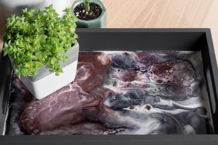 20 gorgeous ideas that ll get you hooked on resin and paint pouring, Resin and Wood Serving Tray
