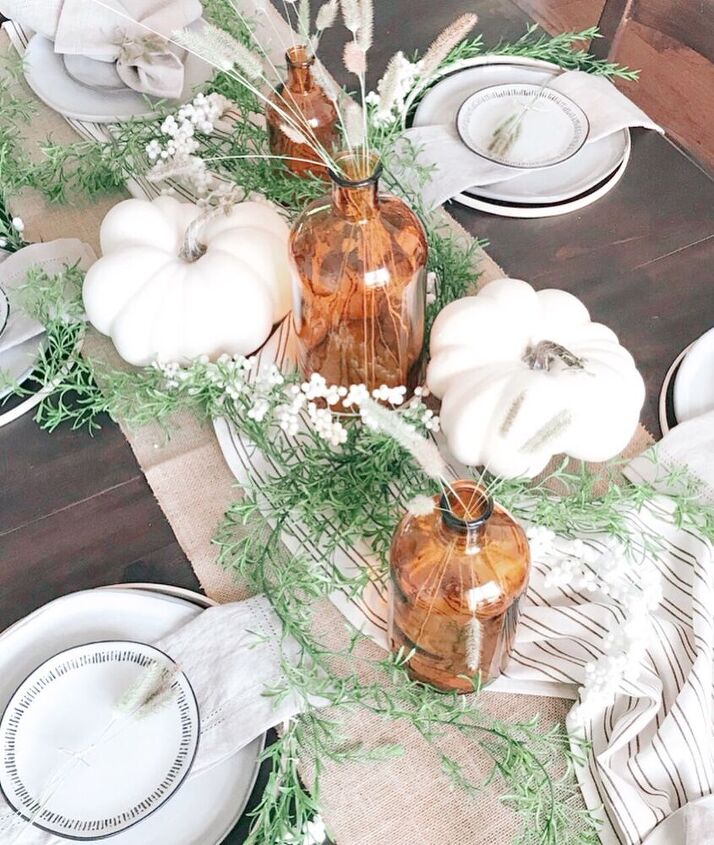 create hoop wreath chargers that will wow your guests in minutes