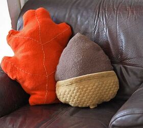 Upcycled Sweater Pillows for Fall