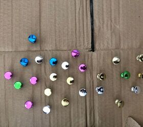 How spray painting tacks got this mom organized for the school season