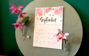 Round Pinboard With Pin-on Bud Vases