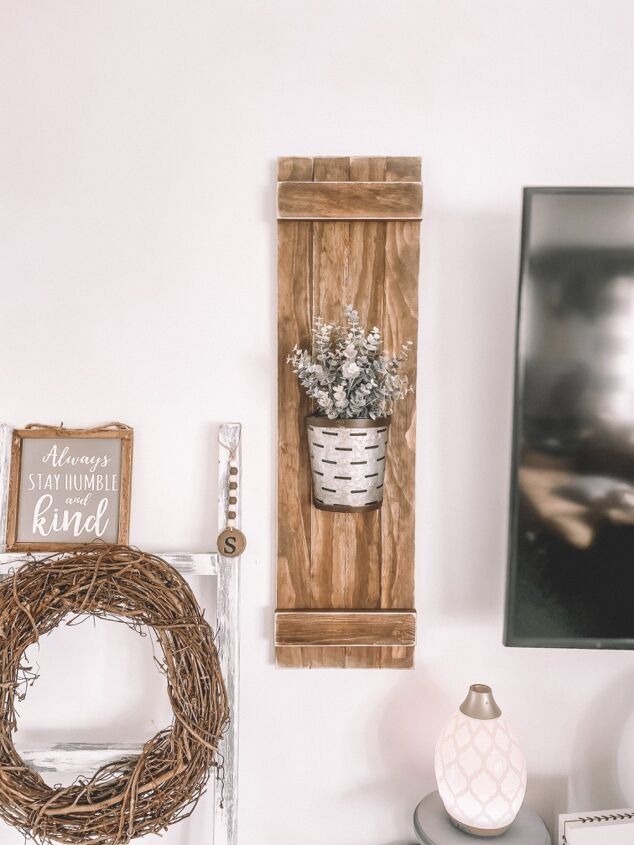 13 Low-Budget Ways to Decorate Your Living Room Walls | Hometalk