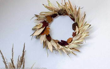 Autumn Wreath With Corn Husk Leaves