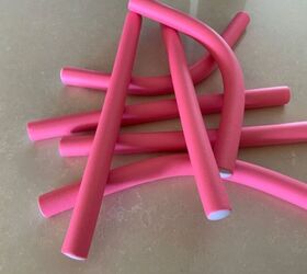 We never would have thought to use foam hair rollers to fake this high-end look