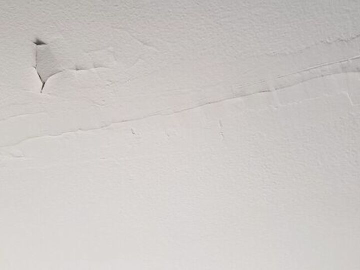 q fix ceiling