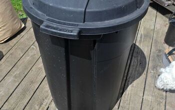 How to Make a Compost Bin From a $9 Garbage Can