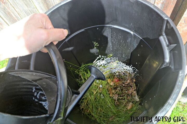 how to make a compost bin from a 9 garbage can