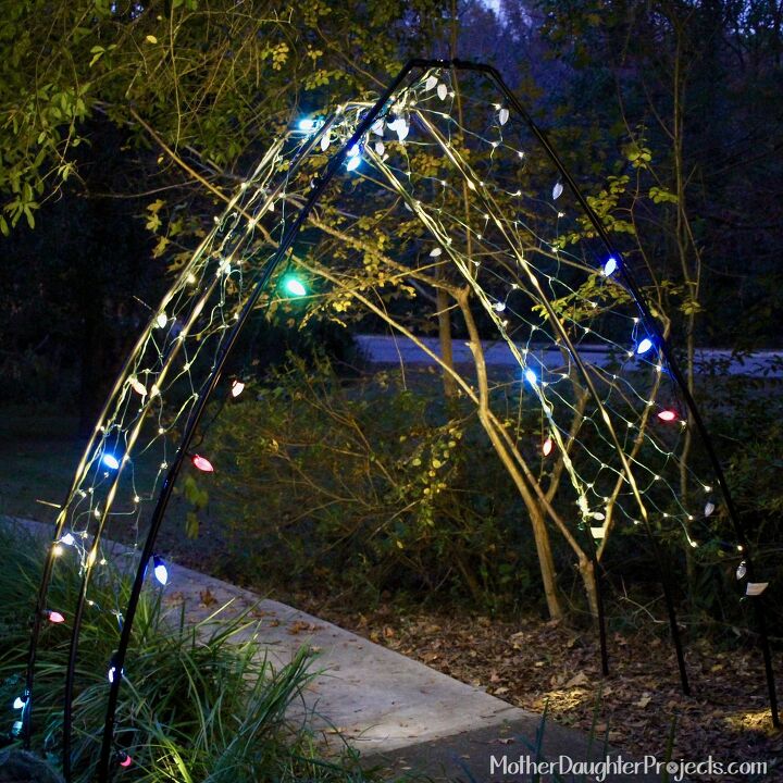 easy diy outdoor christmas decor ideas, PVC Pipe Tunnel of Light