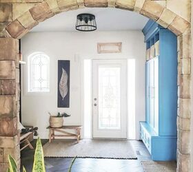 She transformed her outdated entryway for $20 by making 1 change