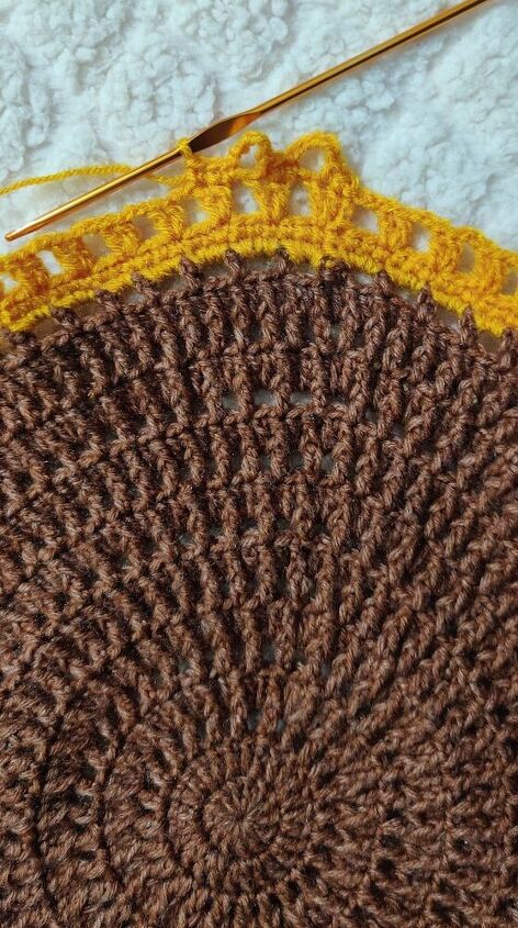 easy to make crochet sunflower tablemat doily