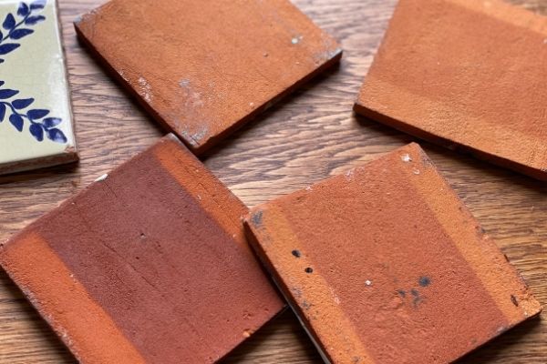 how to upcycle tiles as wall art