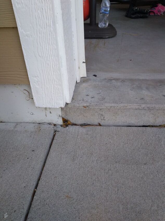 Handle Gap And Erosion Of Garage Slab, How To Seal Gaps In Concrete Garage